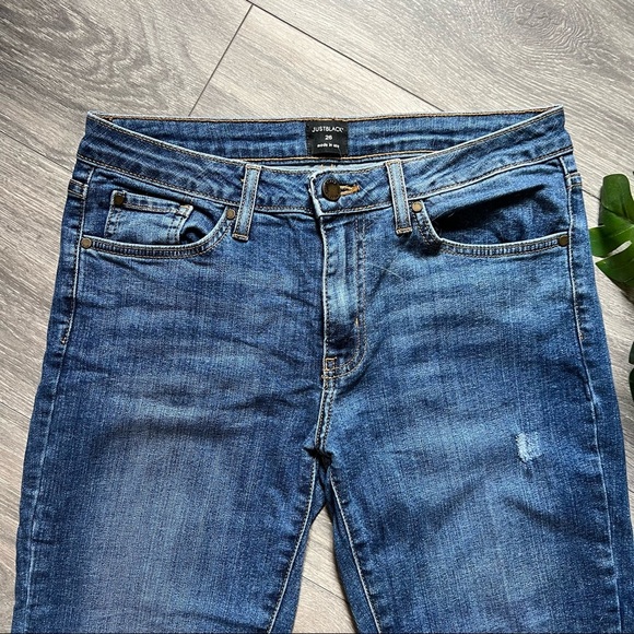 Just Black Denim distressed cropped ankle skinny cigarette jeans. Size 26 - Picture 2 of 6